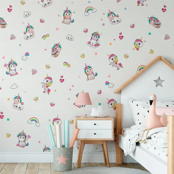 Cute Unicórnios — ambiente com o papel de parede aplicado