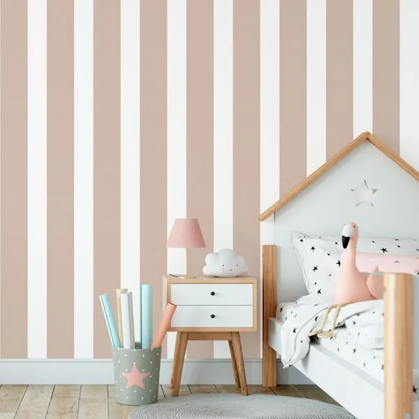 Listrado Texturizado Rose — ambiente com o papel de parede aplicado