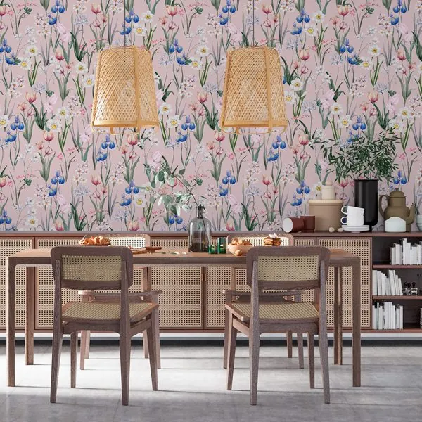 Primavera Garden Rose — ambiente com o papel de parede aplicado
