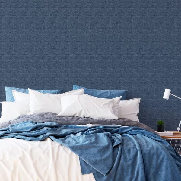 Textura Linho Azul Marinho — ambiente com o papel de parede aplicado